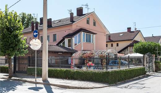 Ampia abitazione con giardino in vendita al centro di Castel di Sangro 